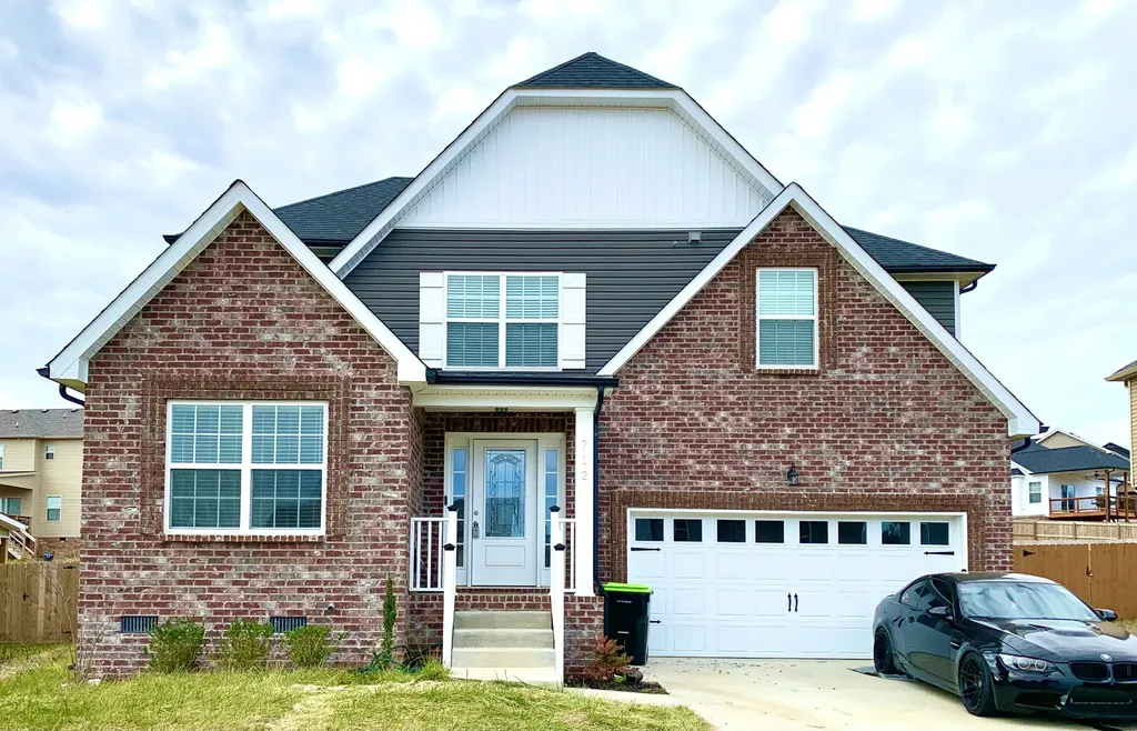 712 Banister Drive Clarksville TN 37042