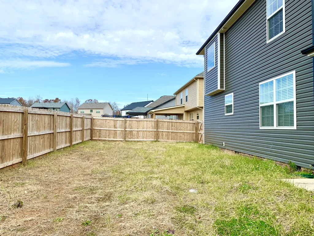 712 Banister Drive Clarksville TN 37042