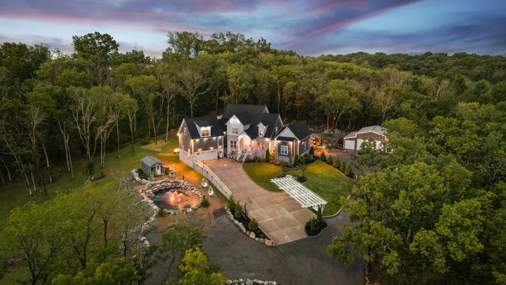 1 Kingsbury Court Lebanon TN 37090