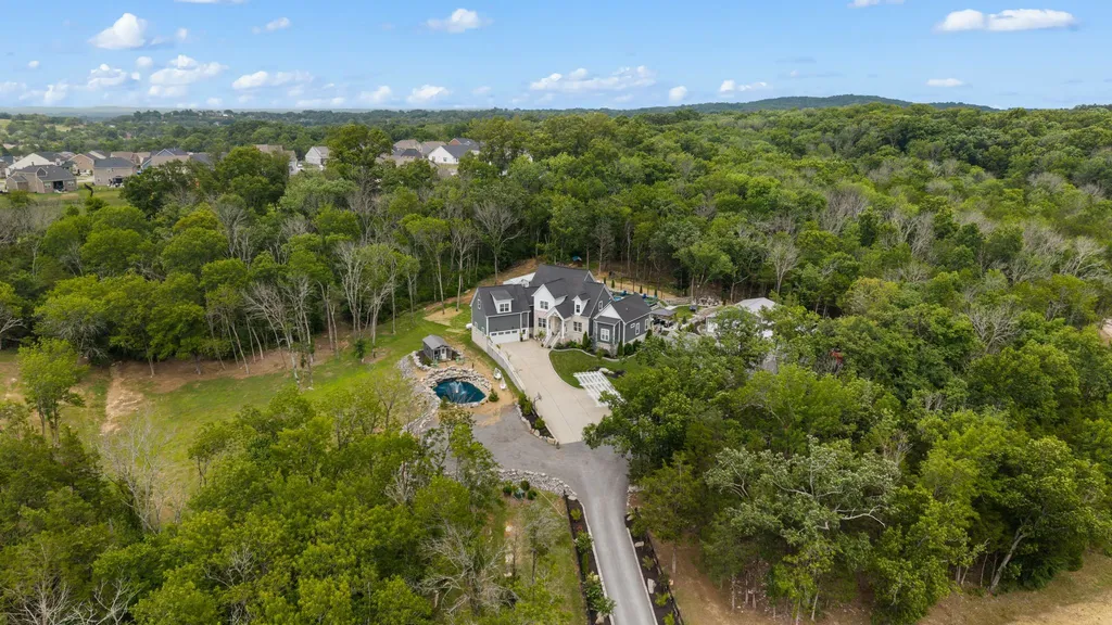 1 Kingsbury Court Lebanon TN 37090