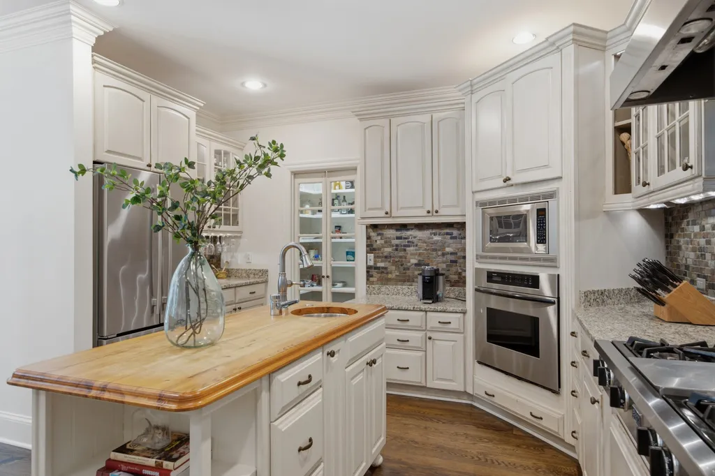 1112 Radnor Glen Drive Brentwood TN 37027