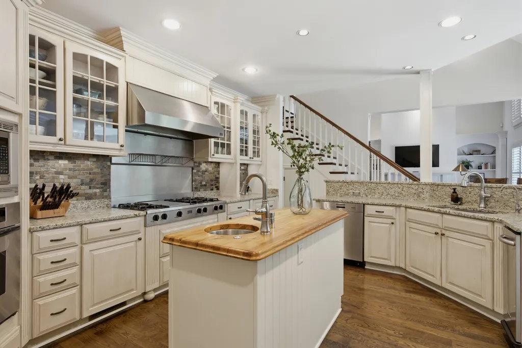 1112 Radnor Glen Drive Brentwood TN 37027