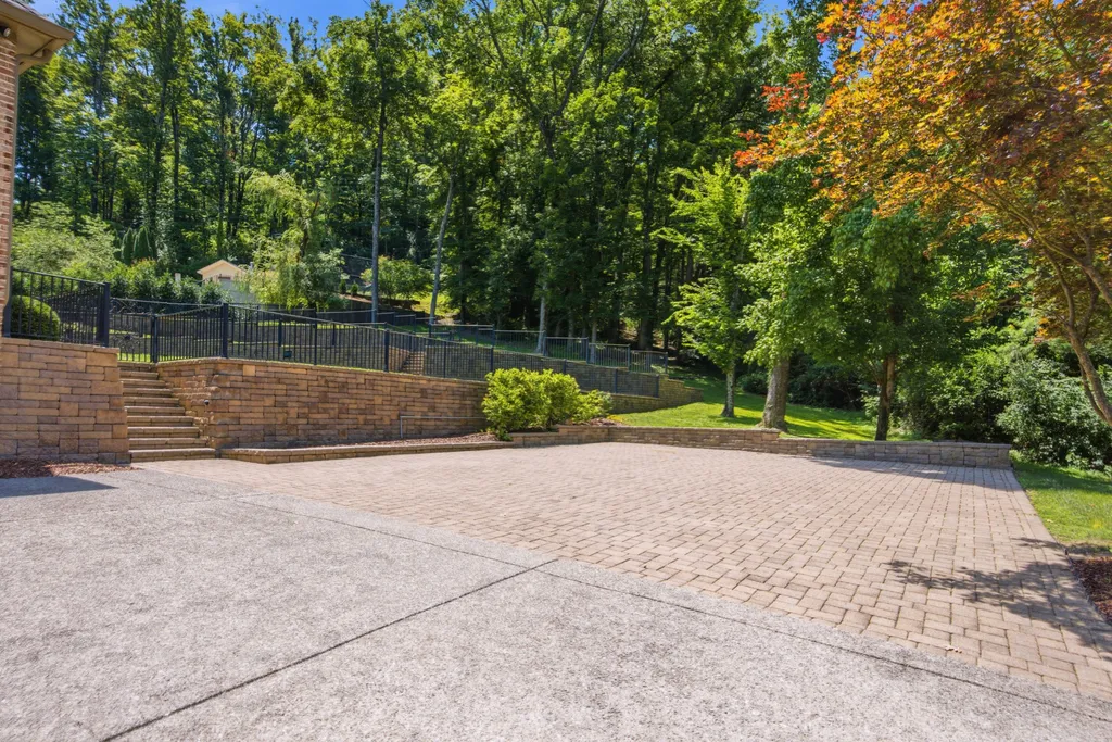 1112 Radnor Glen Drive Brentwood TN 37027
