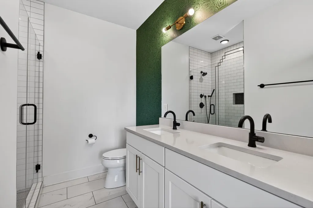 402 Cleveland Street Nashville TN 37207