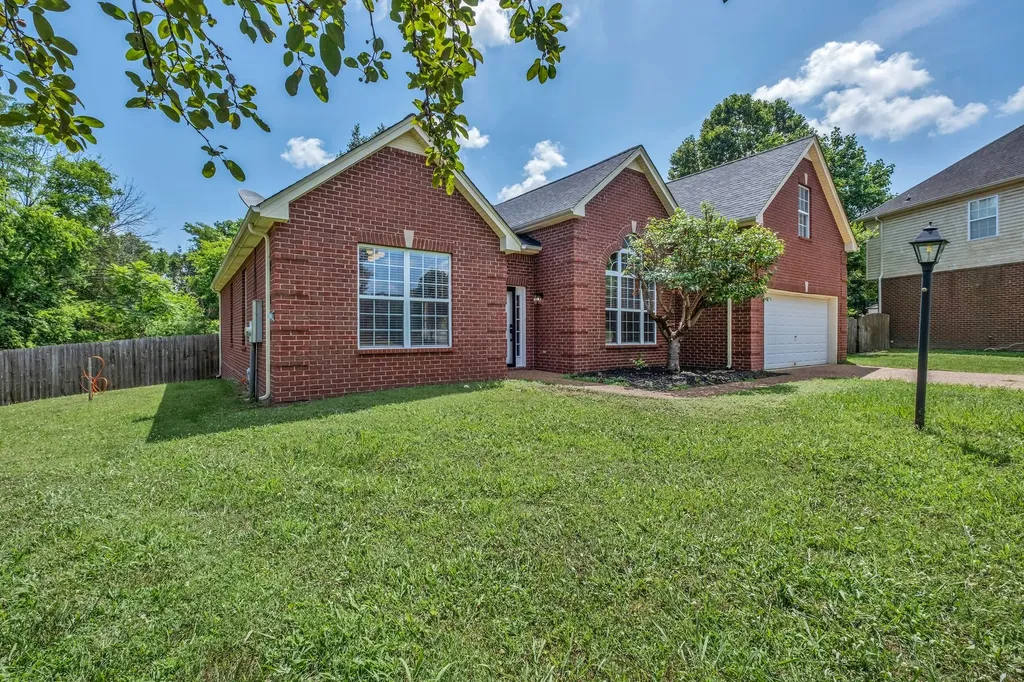 4820 Cape Hope Pass Hermitage TN 37076