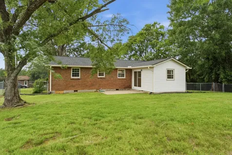 230 S Valley Road Hendersonville TN 37075