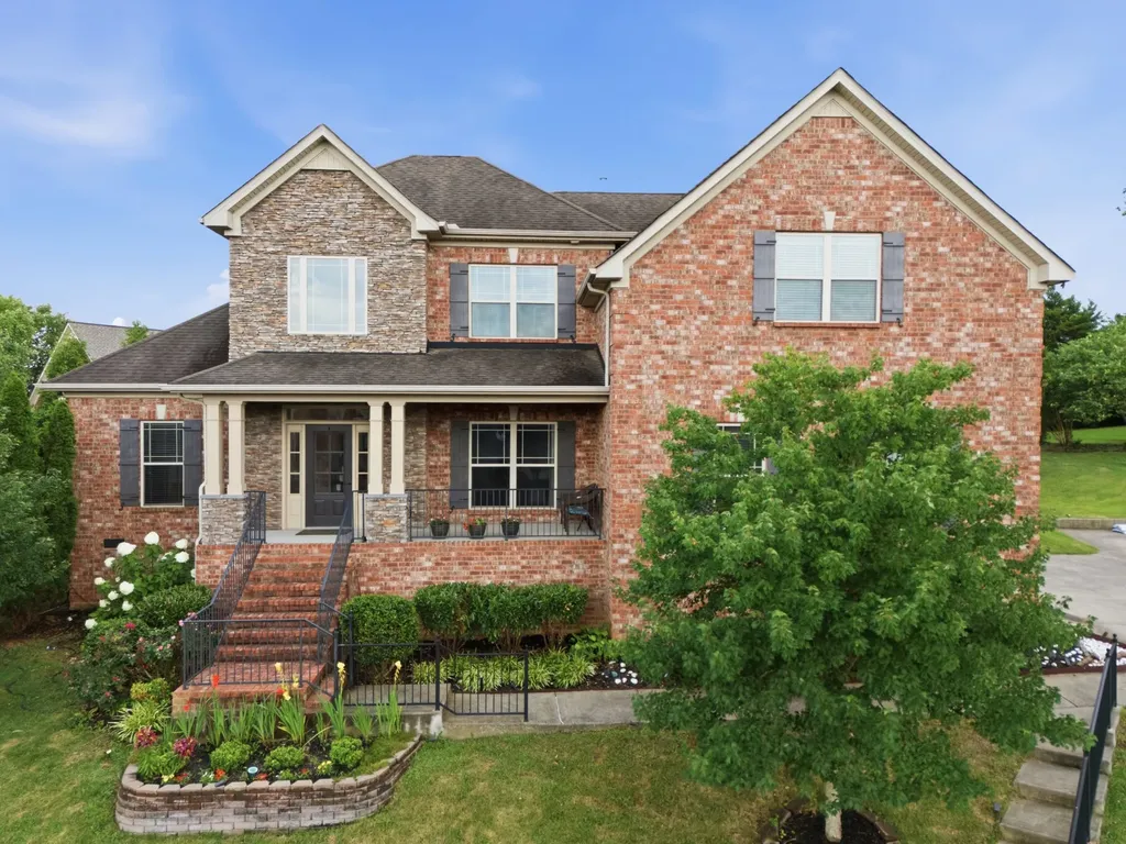 813 Fanning Court Gallatin TN 37066