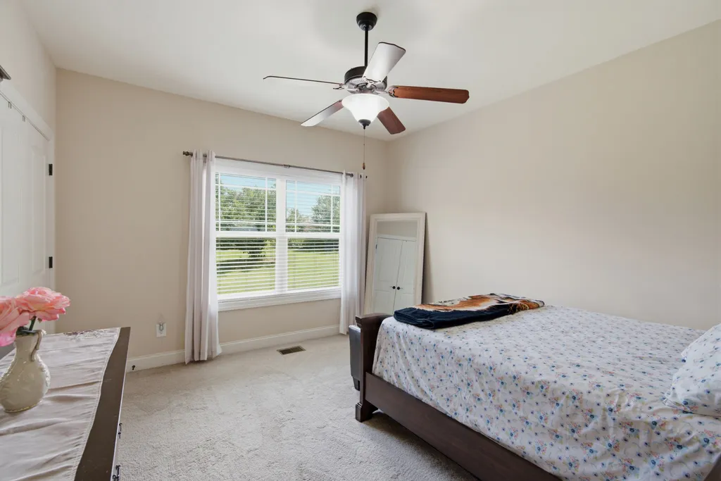 813 Fanning Court Gallatin TN 37066