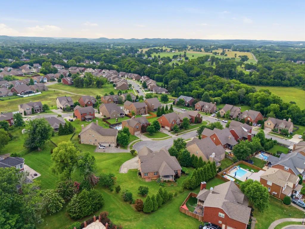 813 Fanning Court Gallatin TN 37066