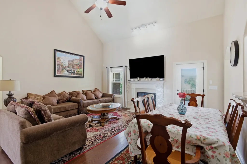 813 Fanning Court Gallatin TN 37066