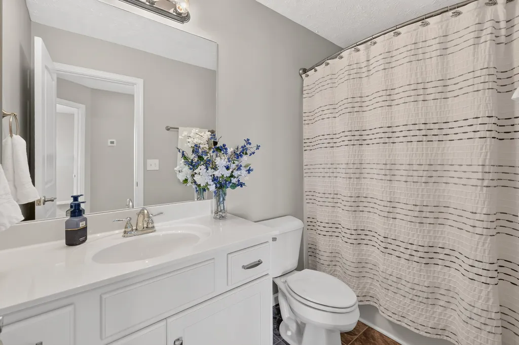 4263 Golden Sun Court Murfreesboro TN 37127