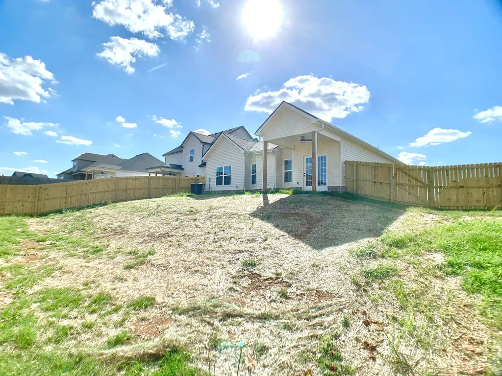 421 Ayden Lane Clarksville TN 37042