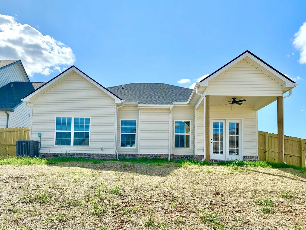 421 Ayden Lane Clarksville TN 37042