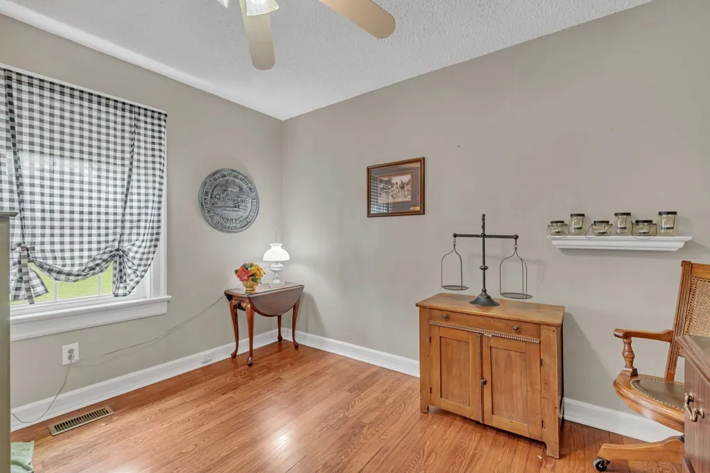 262 N Willomont Avenue Gallatin TN 37066