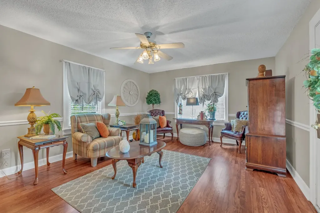 262 N Willomont Avenue Gallatin TN 37066