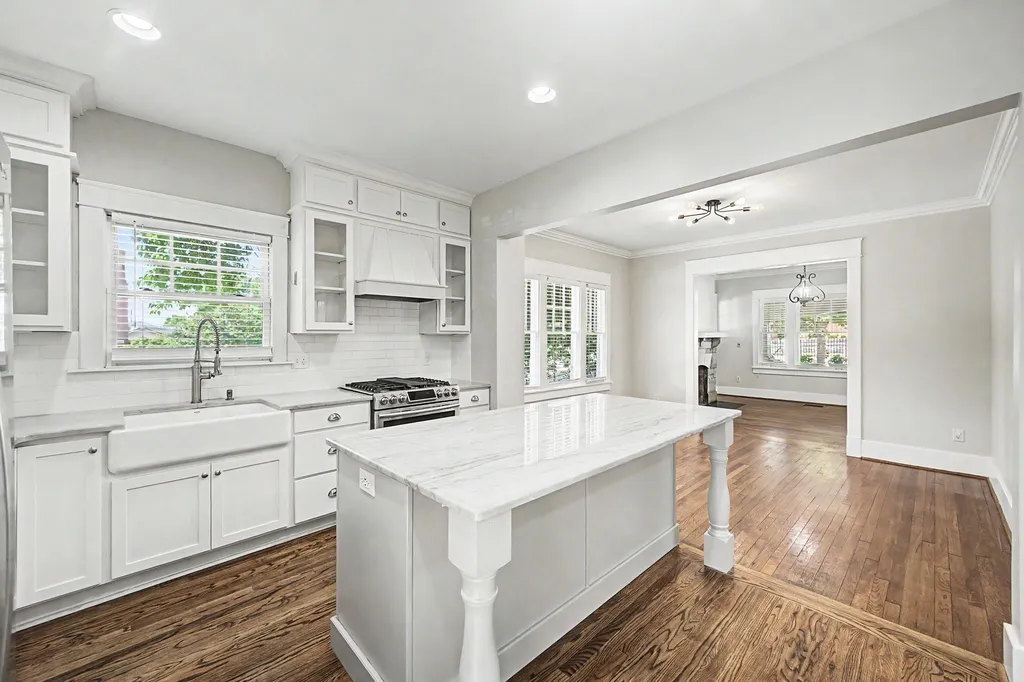 2918 Oakland Avenue Nashville TN 37212