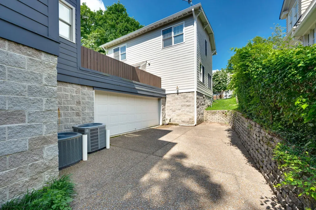 2918 Oakland Avenue Nashville TN 37212