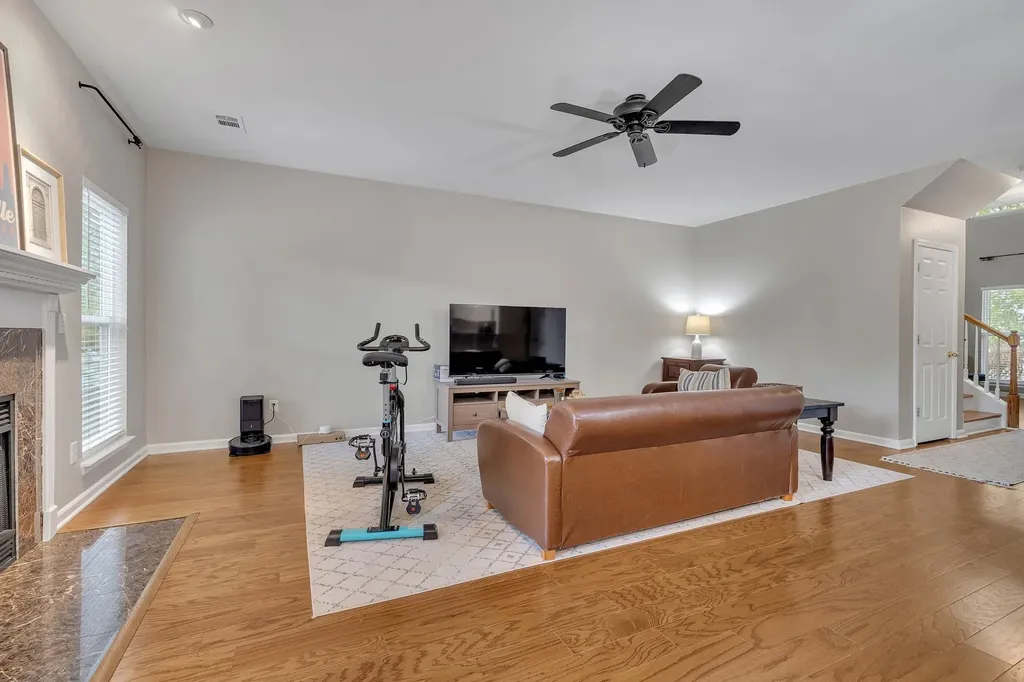 407 Normandy Circle Nashville TN 37209