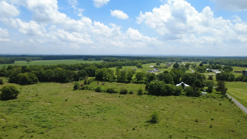 2829 Anes Station Road Lewisburg TN 37091