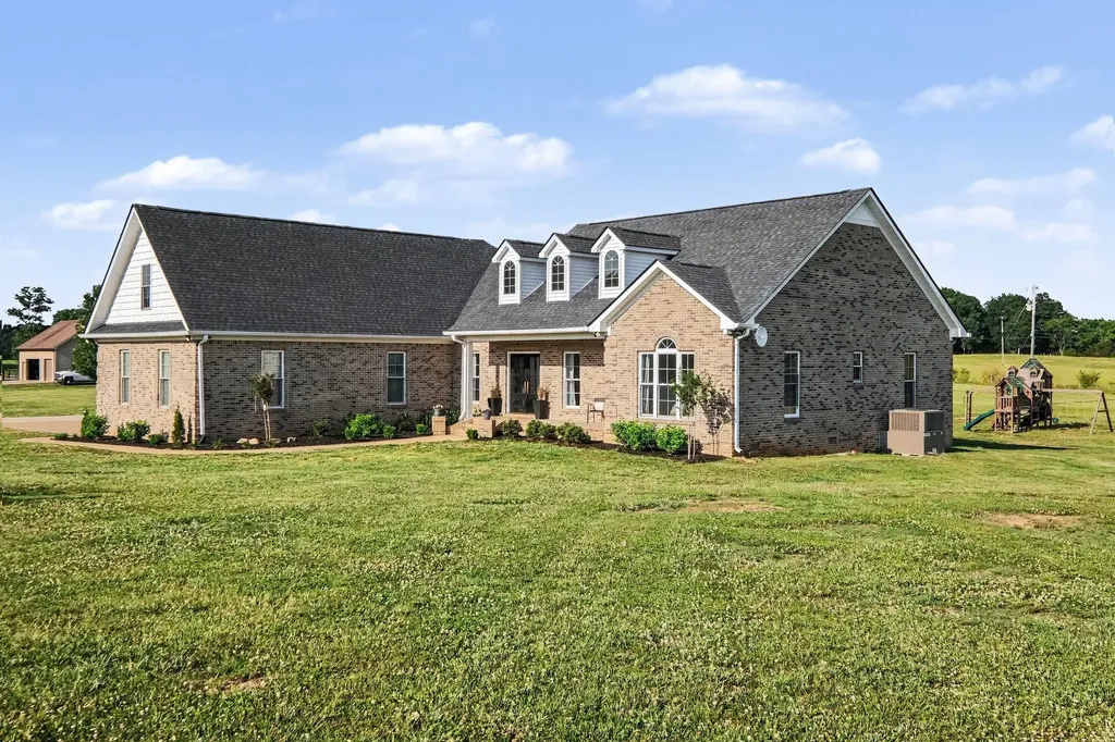 2829 Anes Station Road Lewisburg TN 37091