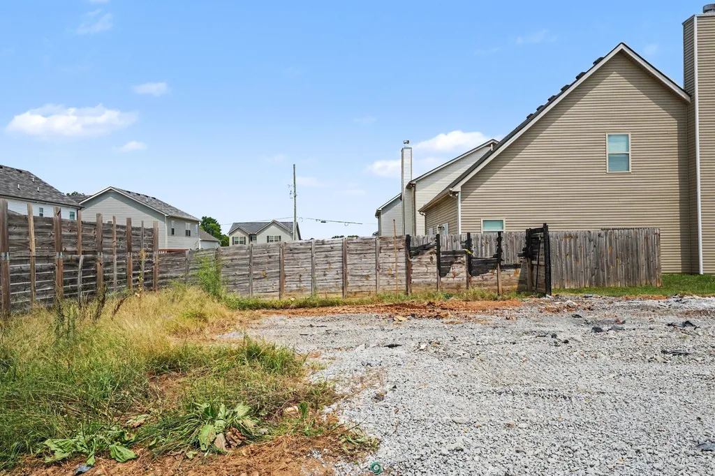 1116 Selous Drive Murfreesboro TN 37128