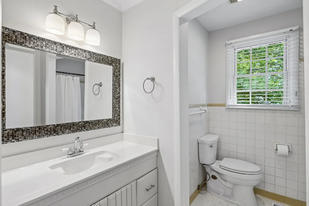 8063 Regency Drive Nashville TN 37221