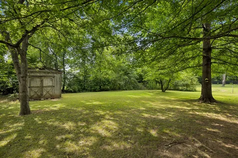 8063 Regency Drive Nashville TN 37221