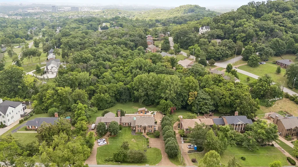 1470 Tyne Boulevard Nashville TN 37215
