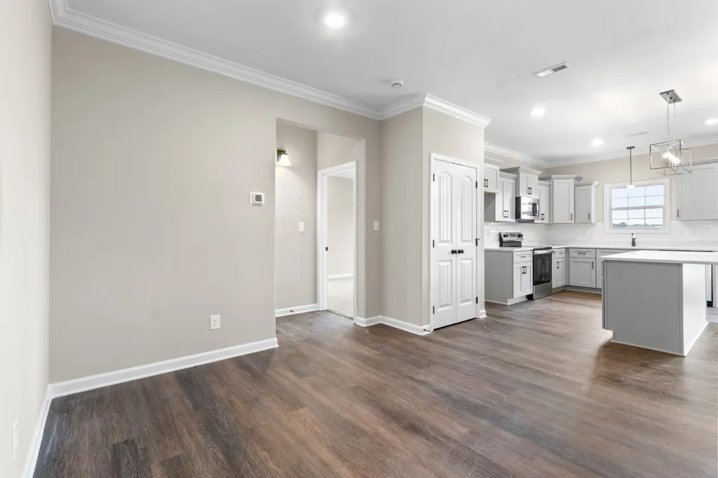 2547 Rafiki Drive Clarksville TN 37042