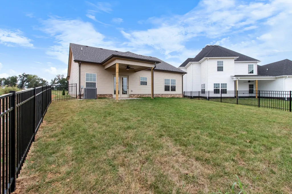 2547 Rafiki Drive Clarksville TN 37042