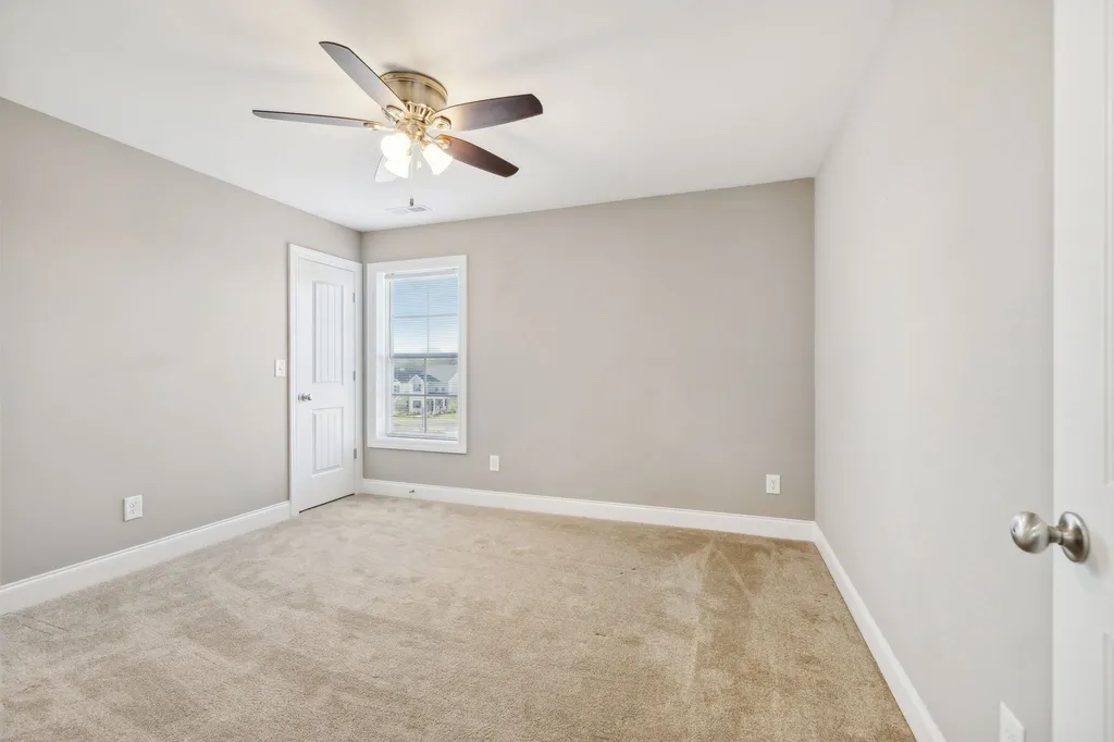 906 Sutton Cove Columbia TN 38401