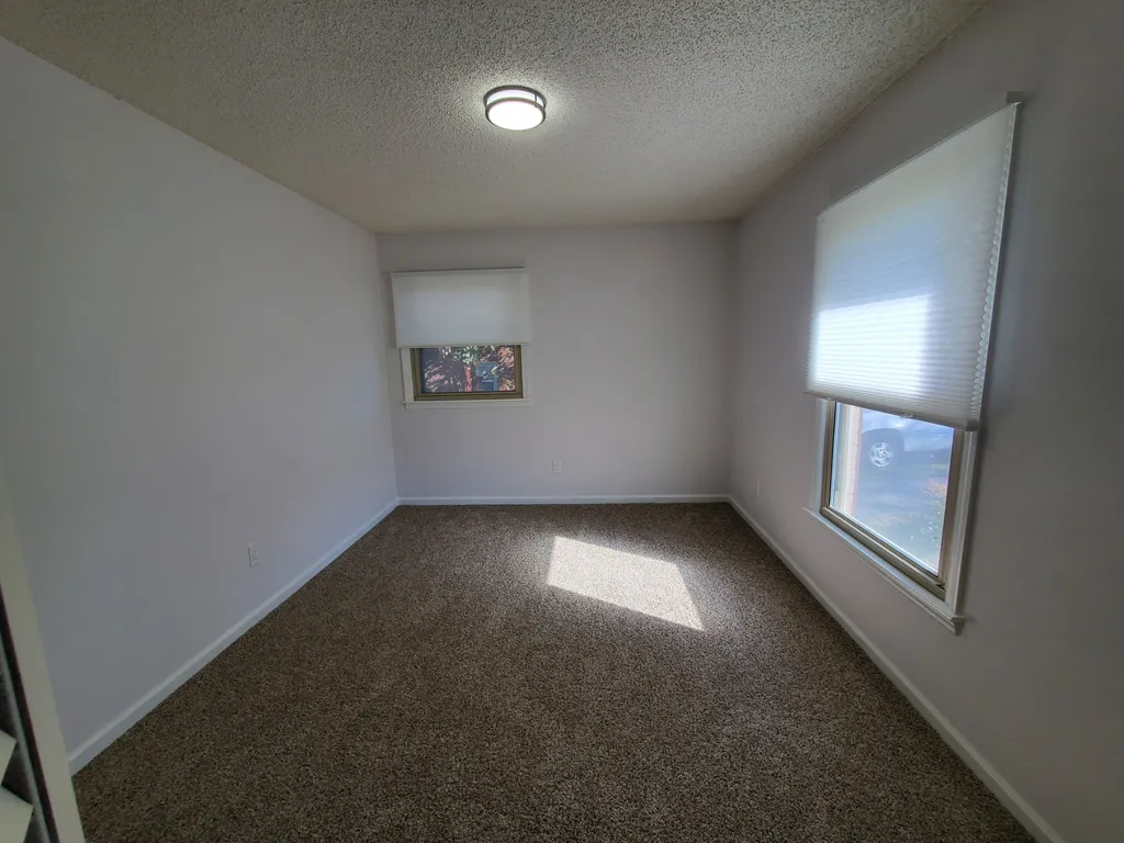 211B Curtis Xrds Hendersonville TN 37075