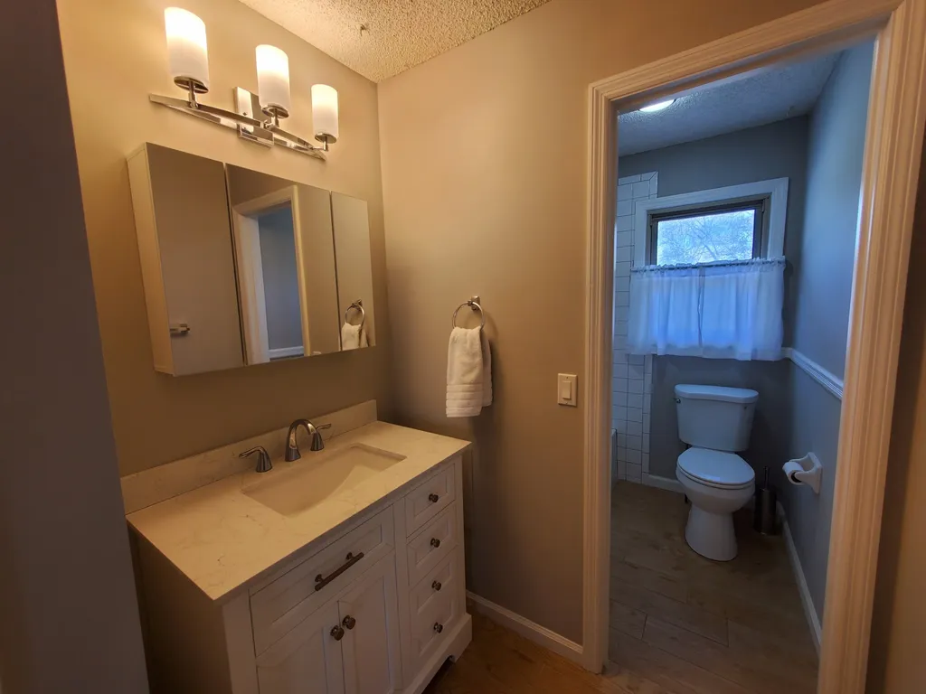 211B Curtis Xrds Hendersonville TN 37075