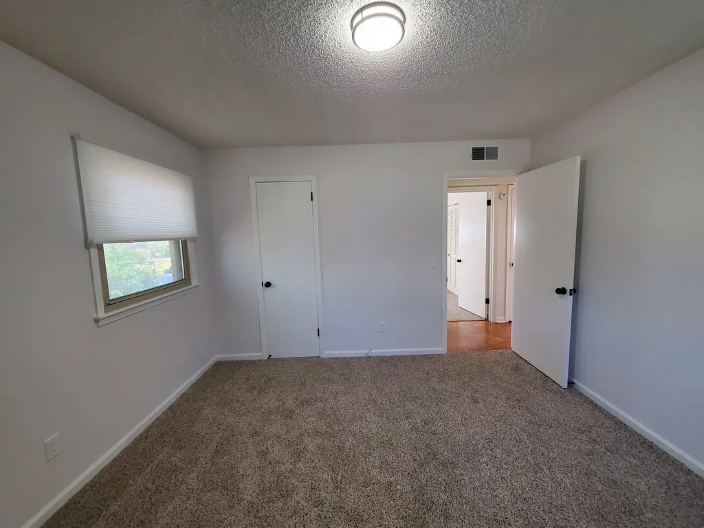 211B Curtis Xrds Hendersonville TN 37075