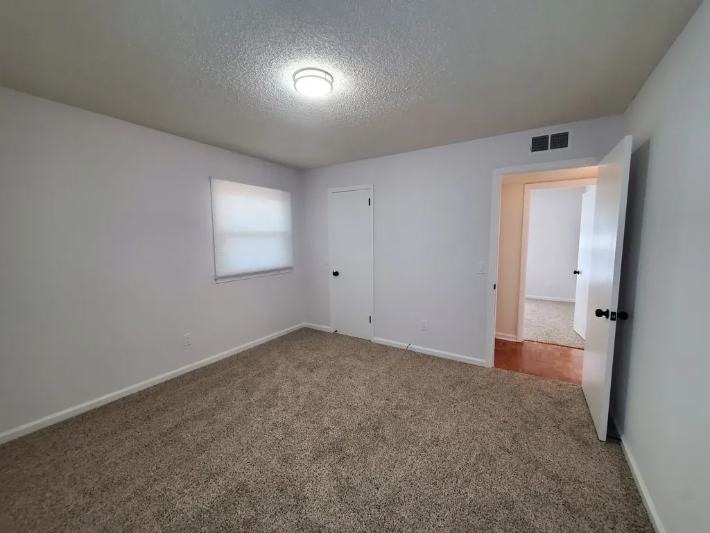 211B Curtis Xrds Hendersonville TN 37075