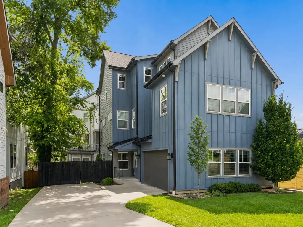 2220A 11th Ave, S Nashville TN 37204