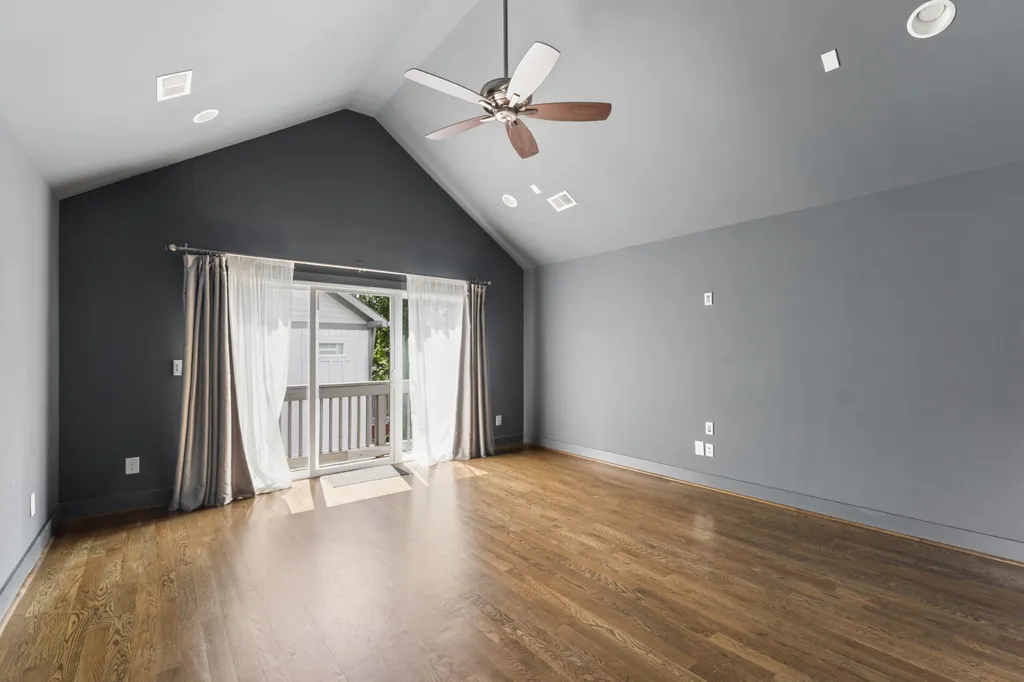 2220A 11th Ave, S Nashville TN 37204