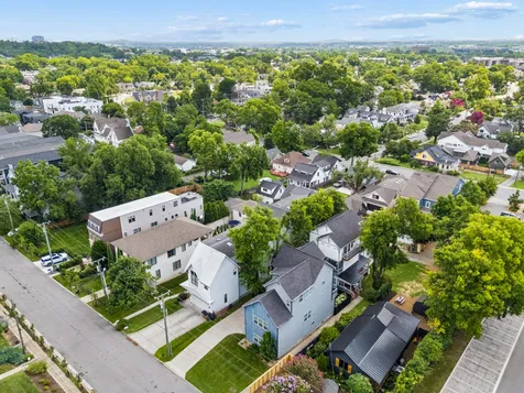 2220A 11th Ave, S Nashville TN 37204