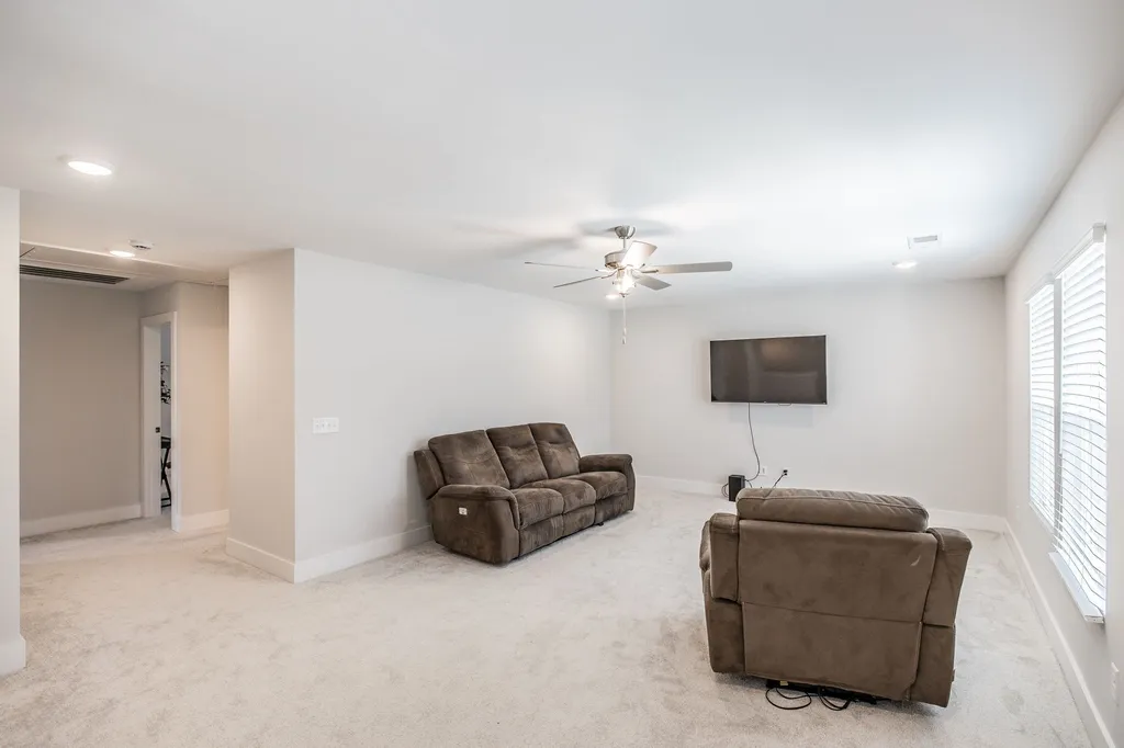 137 Cavalcade Loop Gallatin TN 37066