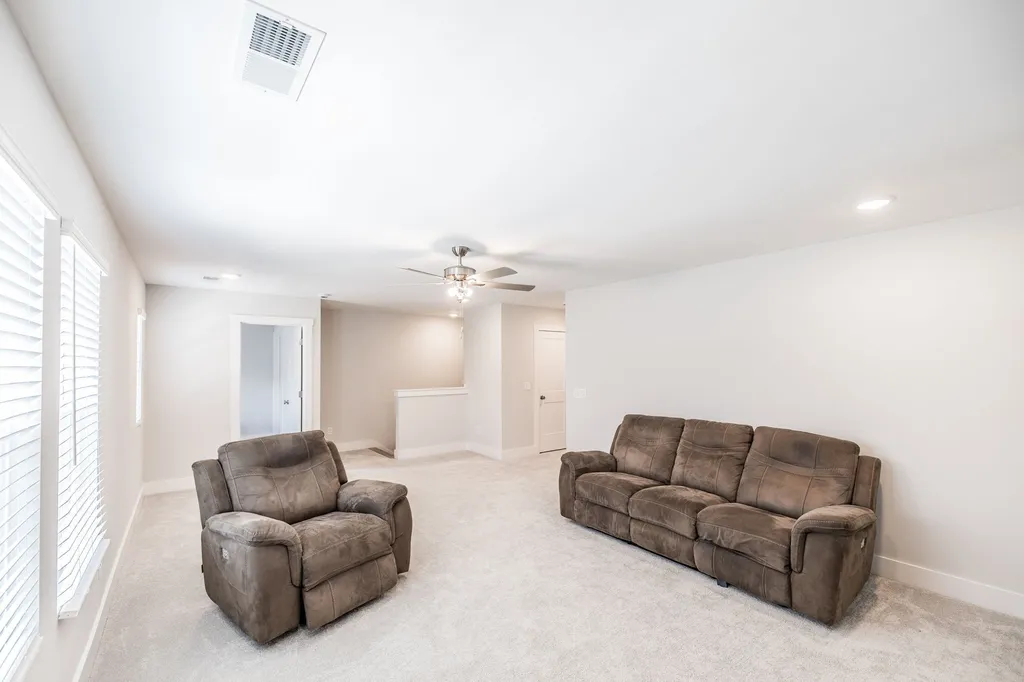 137 Cavalcade Loop Gallatin TN 37066