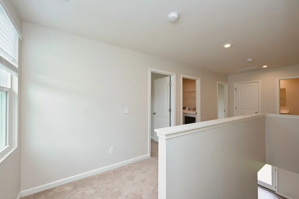 2161 Brokeshire Drive White House TN 37188