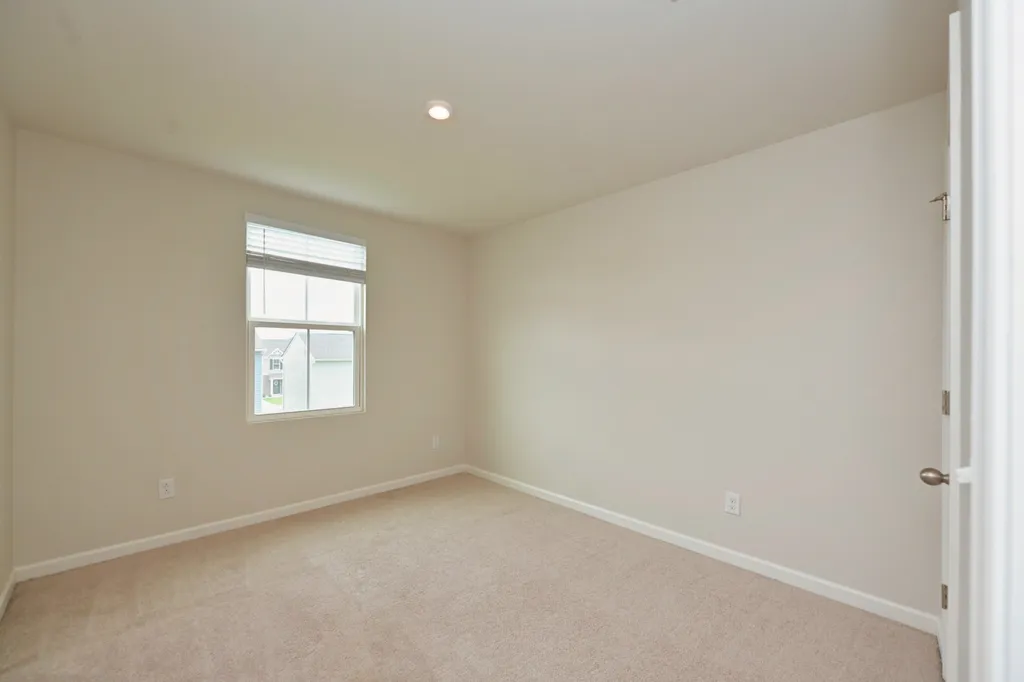2161 Brokeshire Drive White House TN 37188