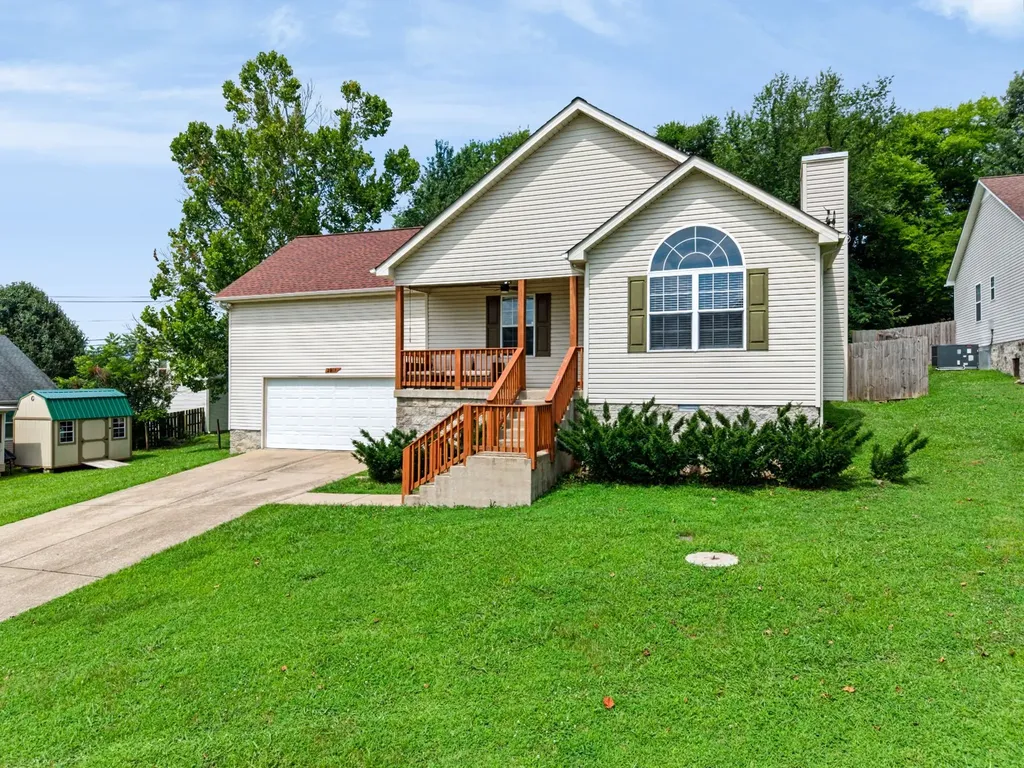 2862 Spring Meade Boulevard Columbia TN 38401
