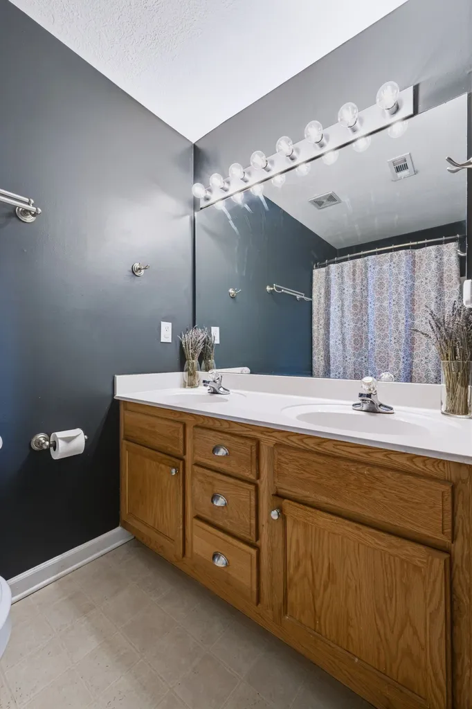 2862 Spring Meade Boulevard Columbia TN 38401