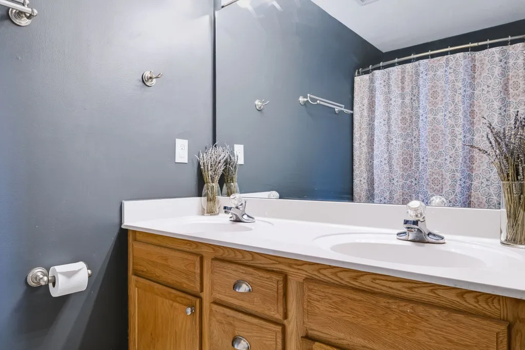 2862 Spring Meade Boulevard Columbia TN 38401