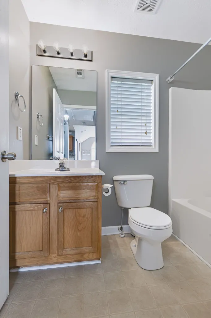 2862 Spring Meade Boulevard Columbia TN 38401