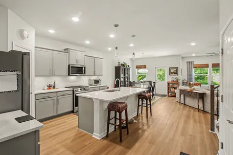 229 Brook Avenue White House TN 37188