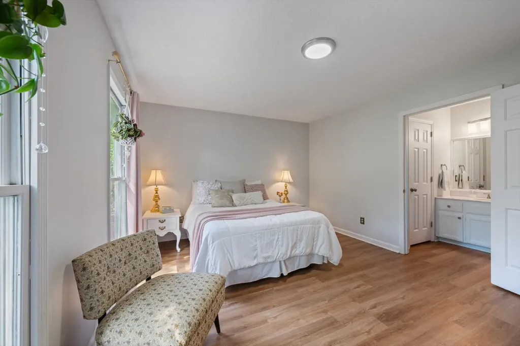 204 Timberlake Drive Springfield TN 37172