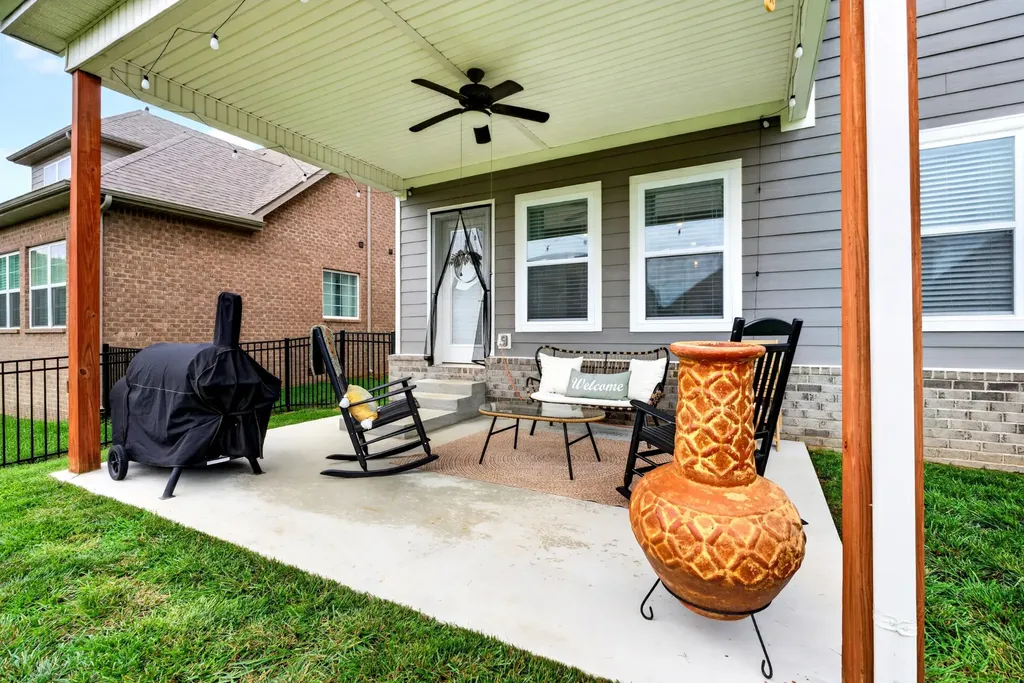 979 Alton Drive Clarksville TN 37043