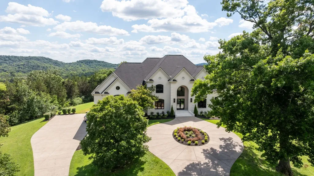 1219 Beech Hill Road Brentwood TN 37027